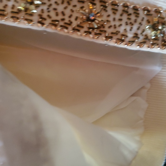 Sweater - Picture 3 of 4